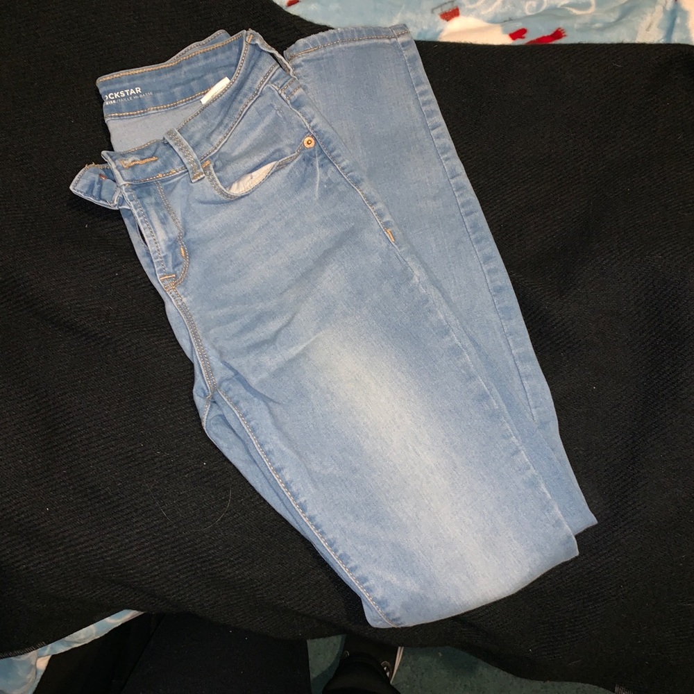 light wash jeans